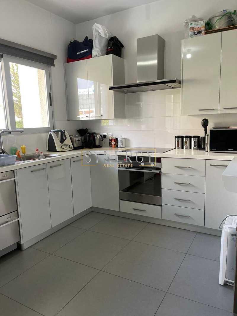 3-bedroom apartment for sale: https://www.bazaraki.com/adv/5795488_3-bedroom-apartment-for-sale (www.bazaraki.com)