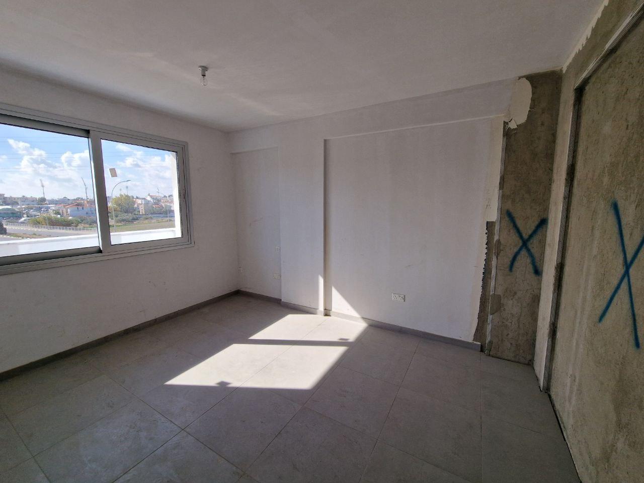 New residential building in Larnaca № 153921: https://dom.com.cy/en/catalog/sale/153921/ (dom.com.cy)
