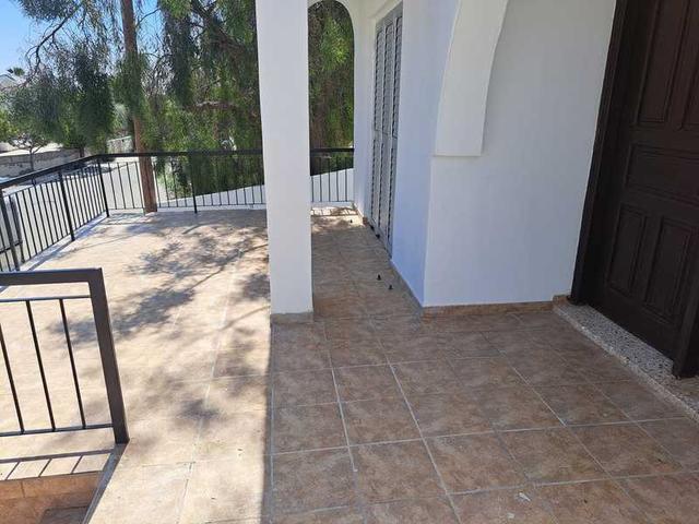 3-bedroom detached house to rent: https://www.bazaraki.com/adv/5786947_3-bedroom-detached-house-to-rent (www.bazaraki.com)