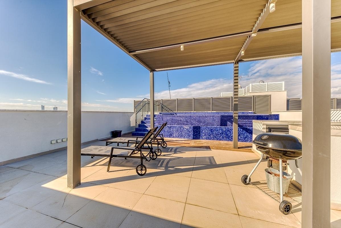 4-bedroom penthouse in Limassol №150196: https://dom.com.cy/en/catalog/rent/150196/ (dom.com.cy)