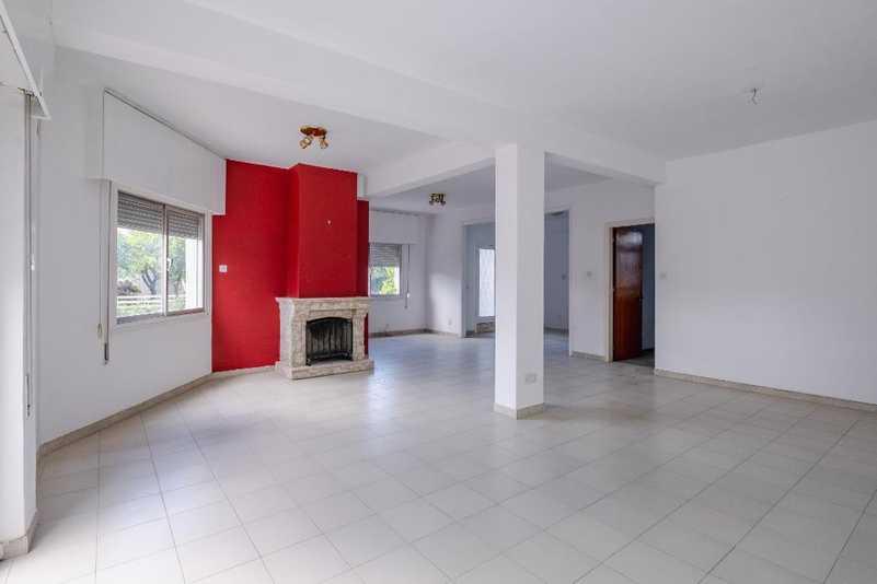 4-bedroom detached house for sale: https://www.bazaraki.com/adv/5798626_4-bedroom-detached-house-for-sale (www.bazaraki.com)