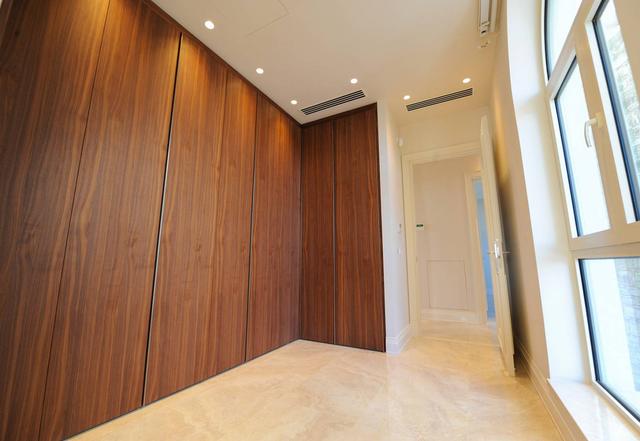 New 5-bedroom villa in Larnaca № 153379: https://dom.com.cy/en/catalog/sale/153379/ (dom.com.cy)