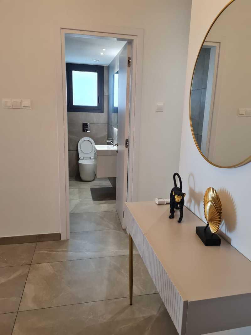 3-bedroom penthouse for sale: https://www.bazaraki.com/adv/5794749_3-bedroom-penthouse-for-sale (www.bazaraki.com)