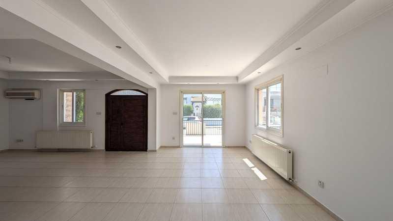 5-bedroom detached house for sale: https://www.bazaraki.com/adv/5799549_5-bedroom-detached-house-for-sale (www.bazaraki.com)