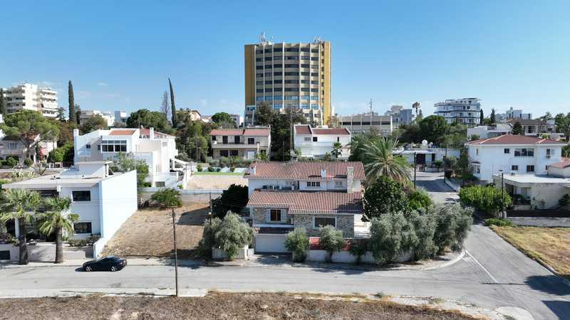 3-bedroom detached house for sale: https://www.bazaraki.com/adv/5766930_3-bedroom-detached-house-for-sale (www.bazaraki.com)