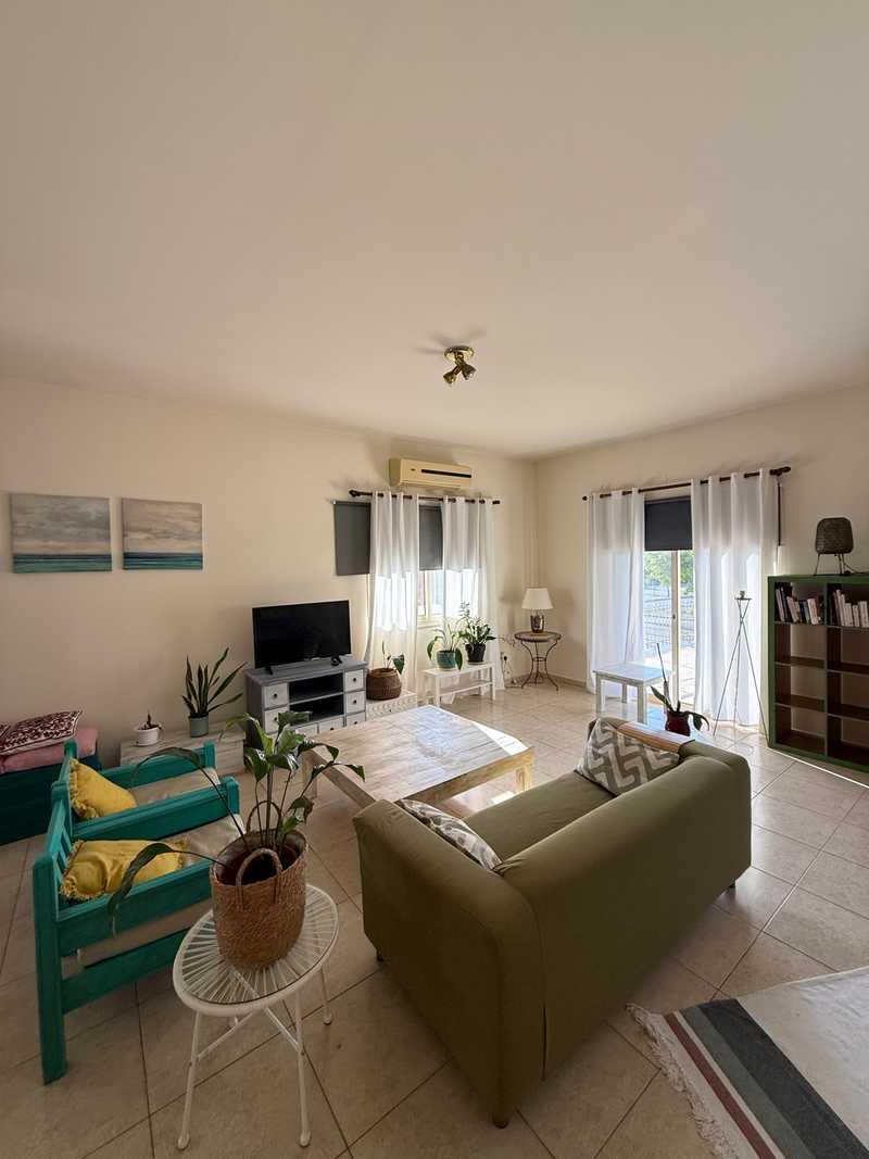 3-bedroom semi-detached to rent: https://www.bazaraki.com/adv/5787633_3-bedroom-semi-detached-to-rent (www.bazaraki.com)