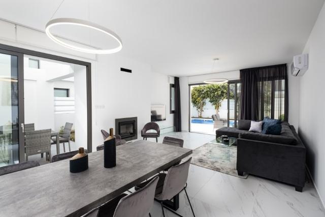 New 5-bedroom villa in Larnaca № 153326: https://dom.com.cy/en/catalog/sale/153326/ (dom.com.cy)