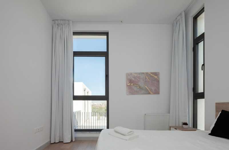 4-bedroom villa to rent: https://www.bazaraki.com/adv/5797403_4-bedroom-villa-to-rent (www.bazaraki.com)