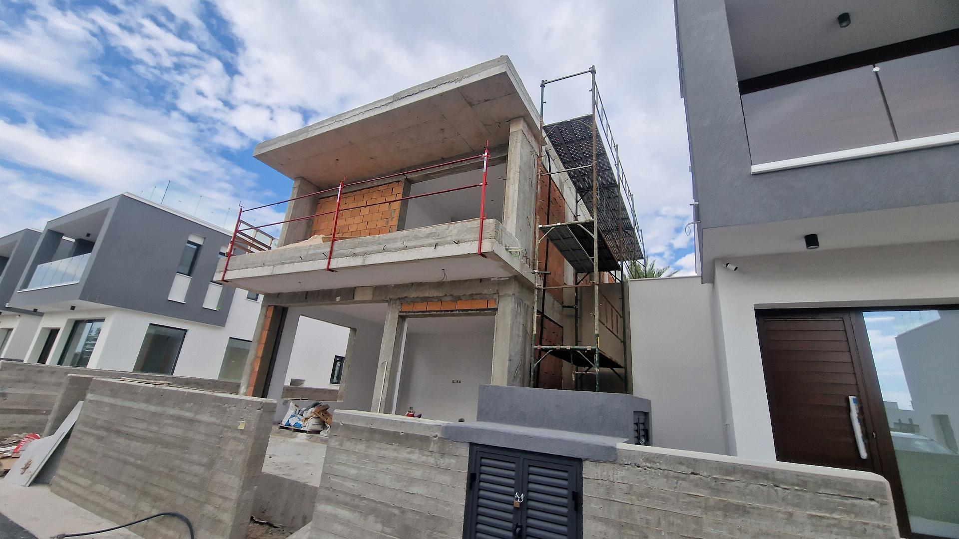 New 3-bedroom house in Paphos № 153079: https://dom.com.cy/en/catalog/sale/153079/ (dom.com.cy)