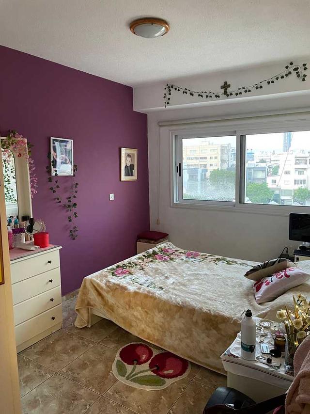 Cozy room in the city center: https://www.bazaraki.com/adv/5793054_cozy-room-for-rent-in-the-city-center (www.bazaraki.com)