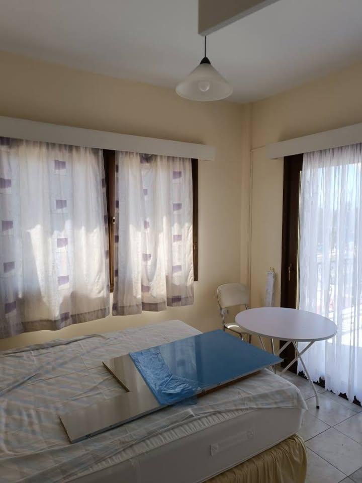 2 bedroom flat: https://www.facebook.com/marketplace/item/1026865659539266 (www.facebook.com)