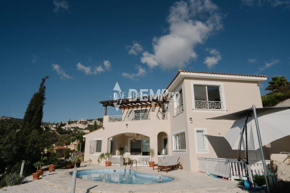 Villa For Sale in Tala, Paphos - DP4830: https://www.offer.com.cy/en/villa-for-sale-in-tala-paphos-dp4830/21-816982/ (www.offer.com.cy)