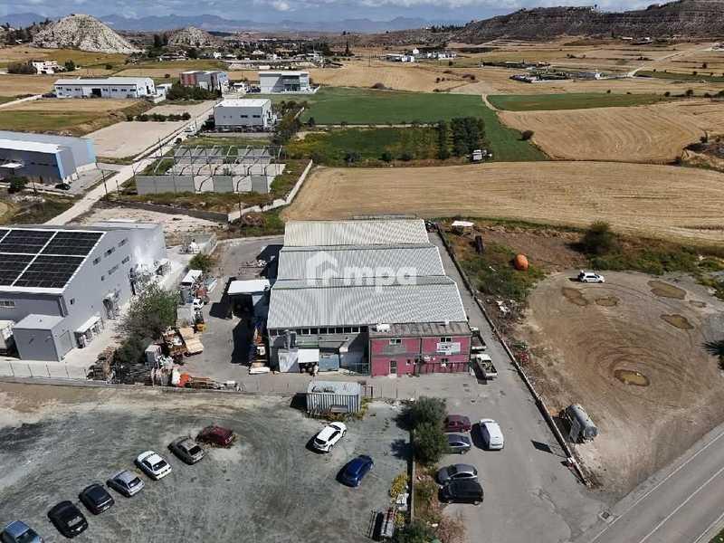 Warehouse in alambra: https://www.bazaraki.com/adv/5797497_warehouse-in-alambra (www.bazaraki.com)