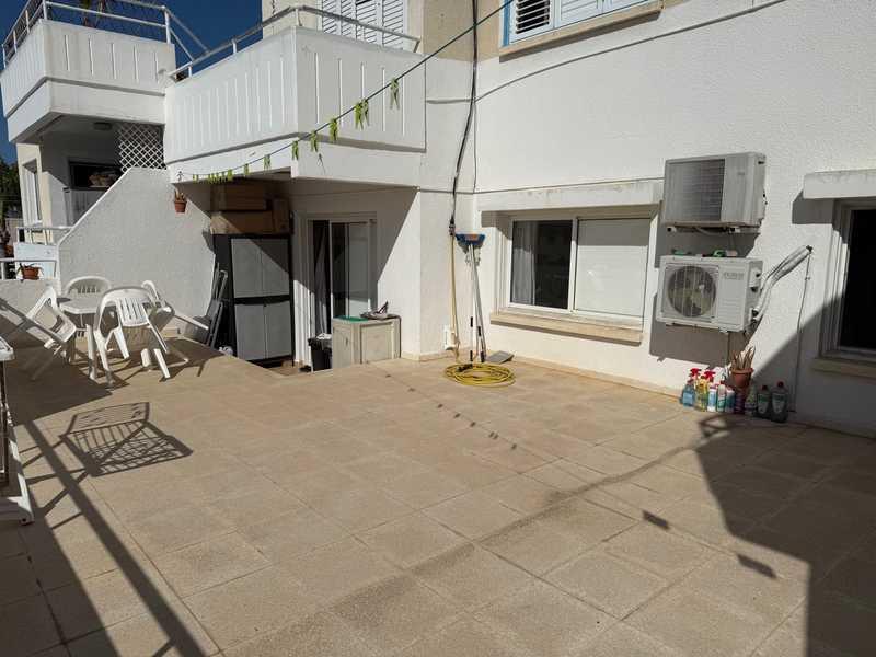 2-bedroom apartment for sale: https://www.bazaraki.com/adv/5797663_2-bedroom-apartment-for-sale (www.bazaraki.com)