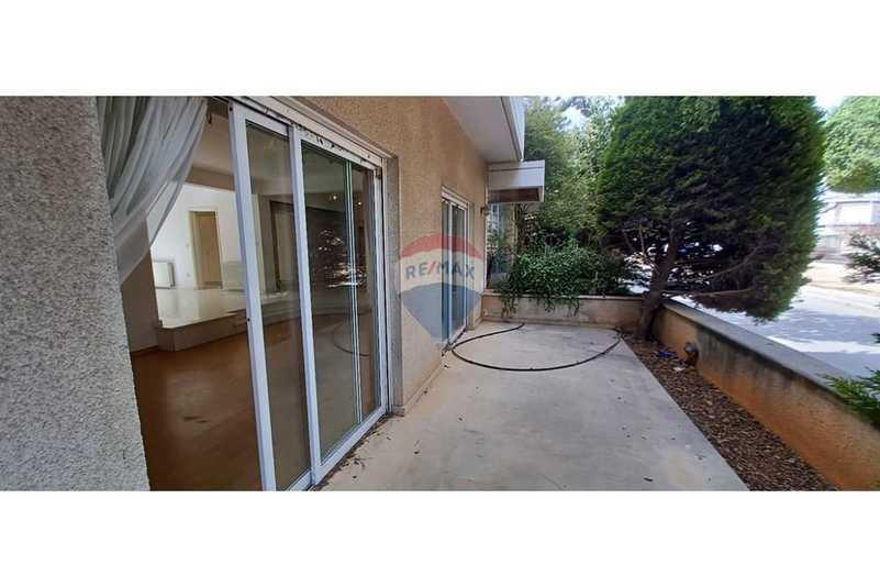5-bedroom detached house for sale: https://www.bazaraki.com/adv/5798074_5-bedroom-detached-house-for-sale (www.bazaraki.com)