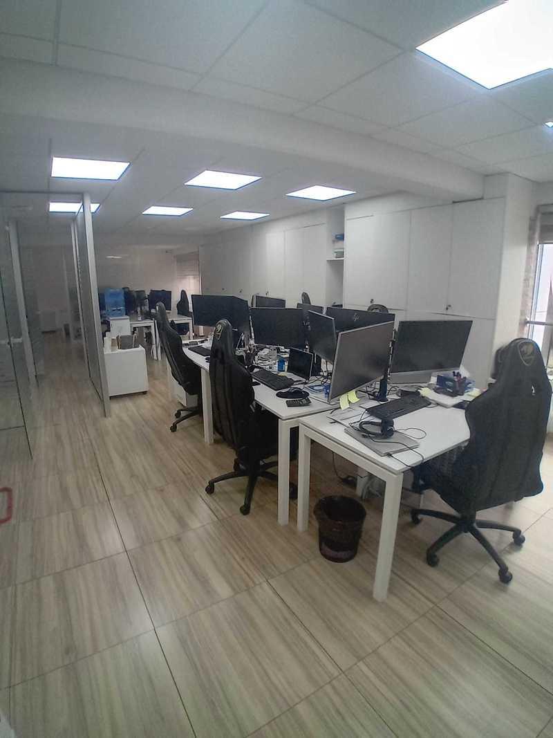 Modern 160 square meter mezzanine floor in agios athanasios: https://www.bazaraki.com/adv/5796608_modern-160-square-meter-mezzanine-floor-in-agios-athanasios (www.bazaraki.com)