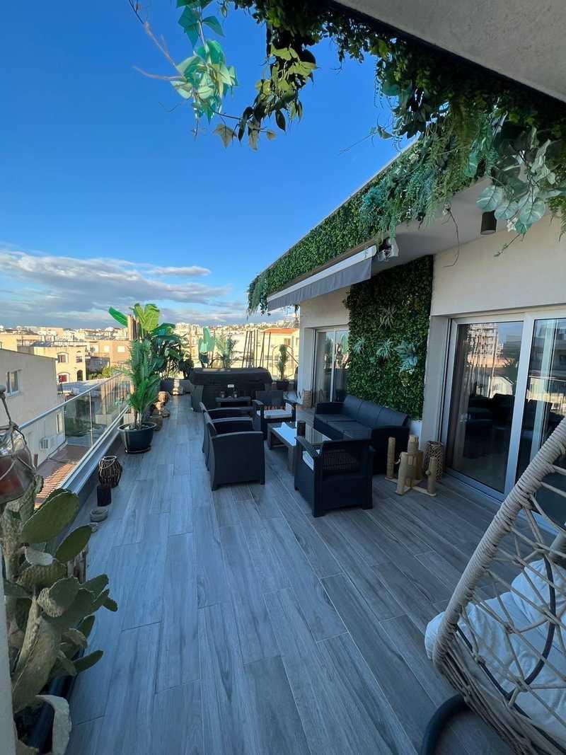 3-bedroom penthouse for sale: https://www.bazaraki.com/adv/5794775_3-bedroom-penthouse-for-sale (www.bazaraki.com)
