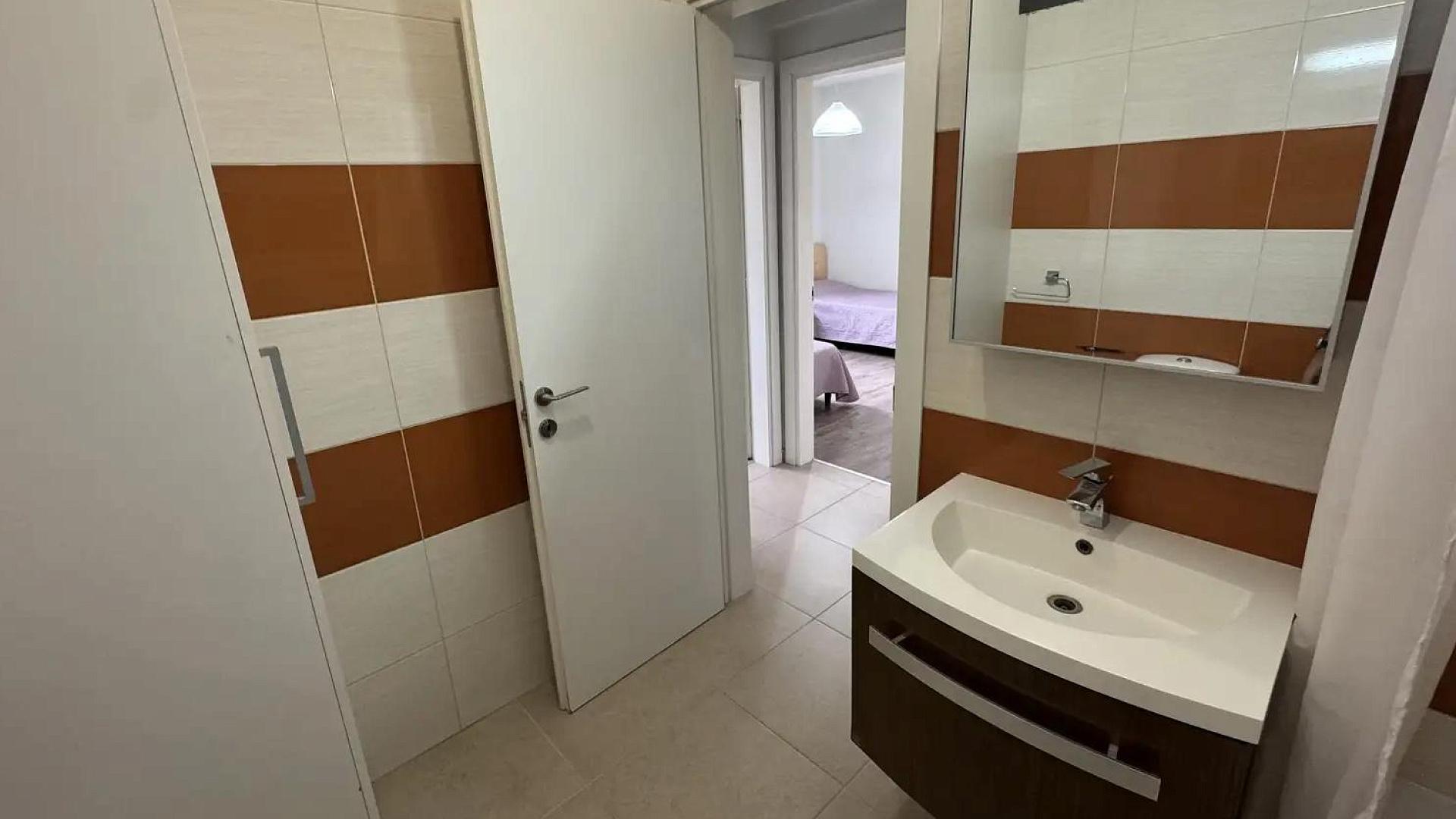 2-bedroom flat in Limassol №148963: https://dom.com.cy/en/catalog/rent/148963/ (dom.com.cy)