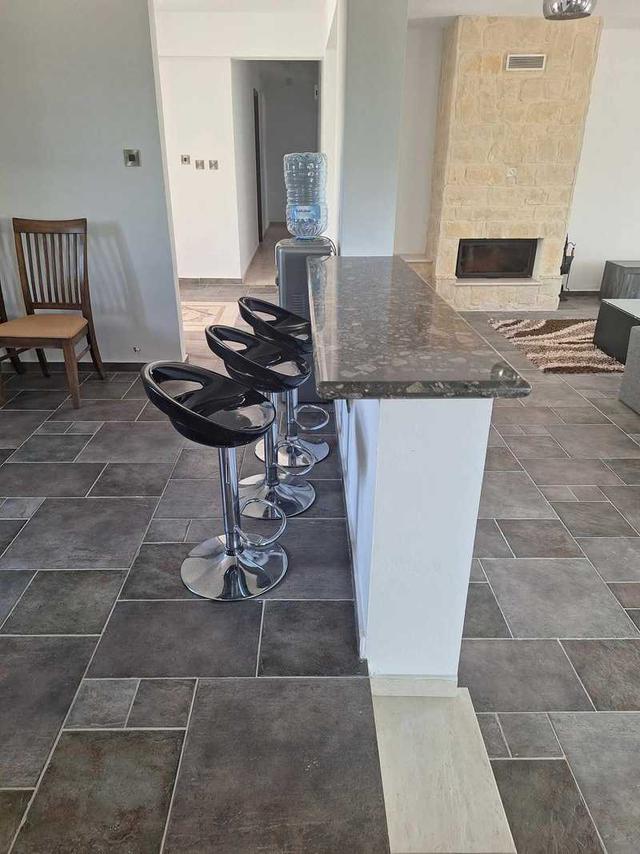 3-bedroom detached house to rent: https://www.bazaraki.com/adv/5793514_3-bedroom-detached-house-to-rent (www.bazaraki.com)